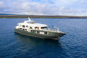 Infinity Yacht