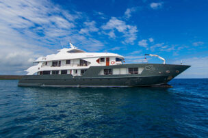 Infinity Yacht