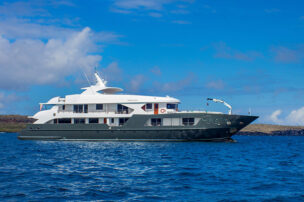 Infinity Yacht