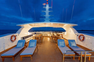 Infinity Sundeck